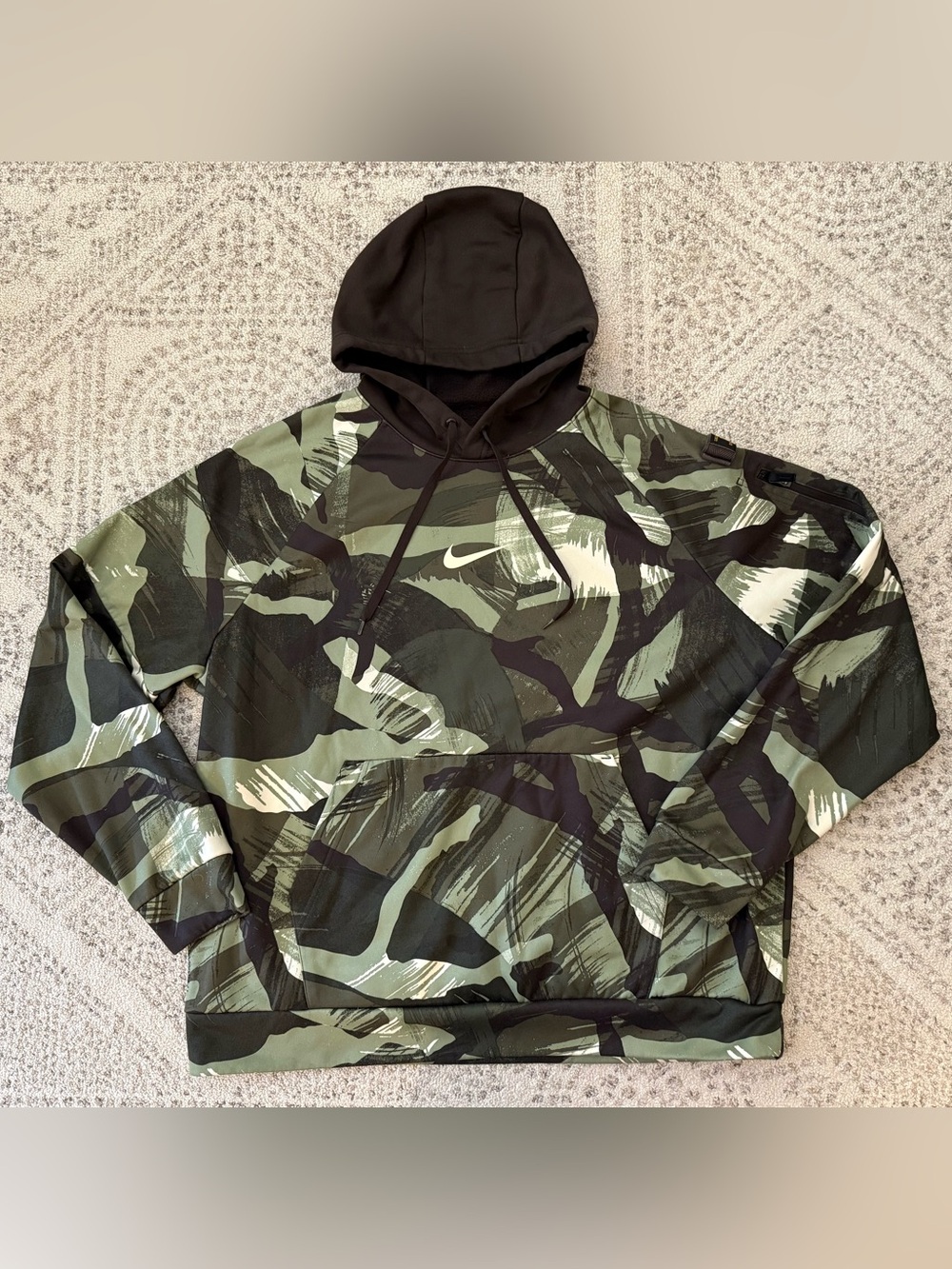 Nike Thermal Fit Cascade Brushstroke Camo Hoodie Sz XL